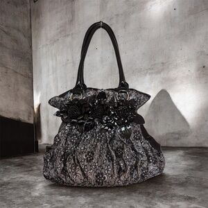 Handbag Black Lace and Patent Leather with KISS Clip Closure Rosettes 🖤